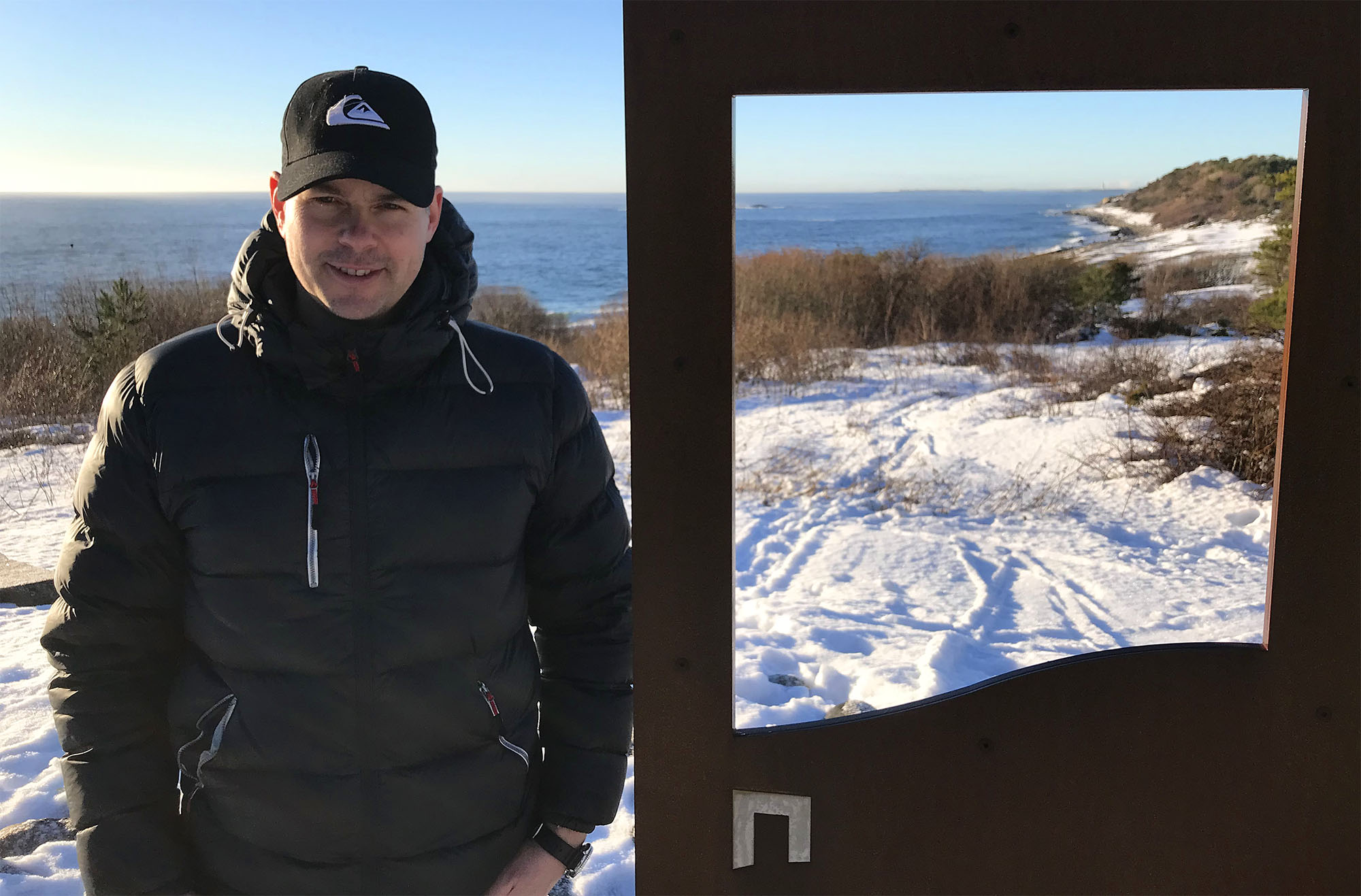 Einar Fredriksen er medeier i Spornes gårdsbarnehage, og han pleier å kjøre skiløyper slik at ungene får skitrening. Da det plutselig ble uvanlig gode snøforhold på Spornes og Hovestrendene, bestemte han seg for å legge skispor rundt hele Hoveodden – til stor glede for hundrevis som hadde lagt turen til Hove på selveste "Kom deg ut-dagen" søndag 3. februar. Et par dager senere var mye av snøen og de flotte skisporene vekk.